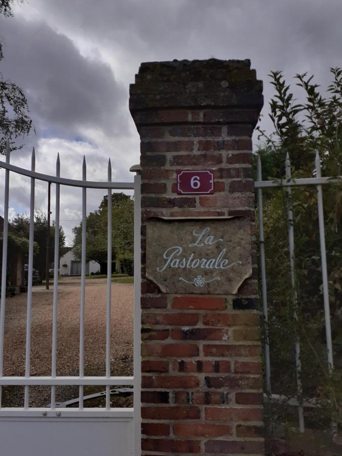 La Pastorale Acomodação com café da manhã La Puisaye Exterior foto